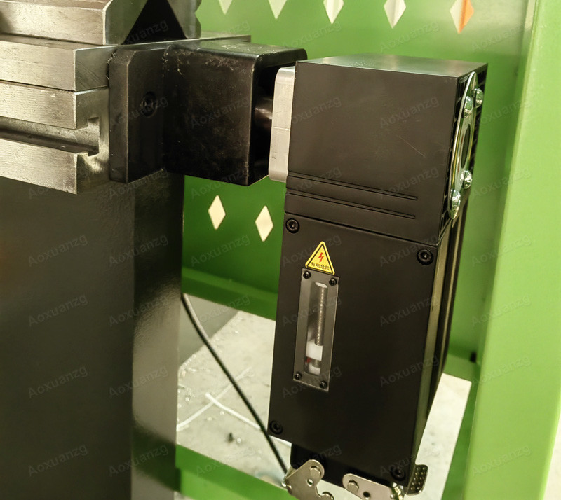 6000mm Length CNC Hydraulic Press Bending Machine 200T Folding Bender For Metal Stainless Steel