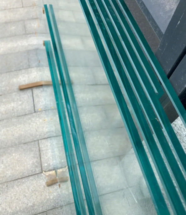 Extra Clear Float Glass 15-19mm Low Iron Float Glass For Furniture
