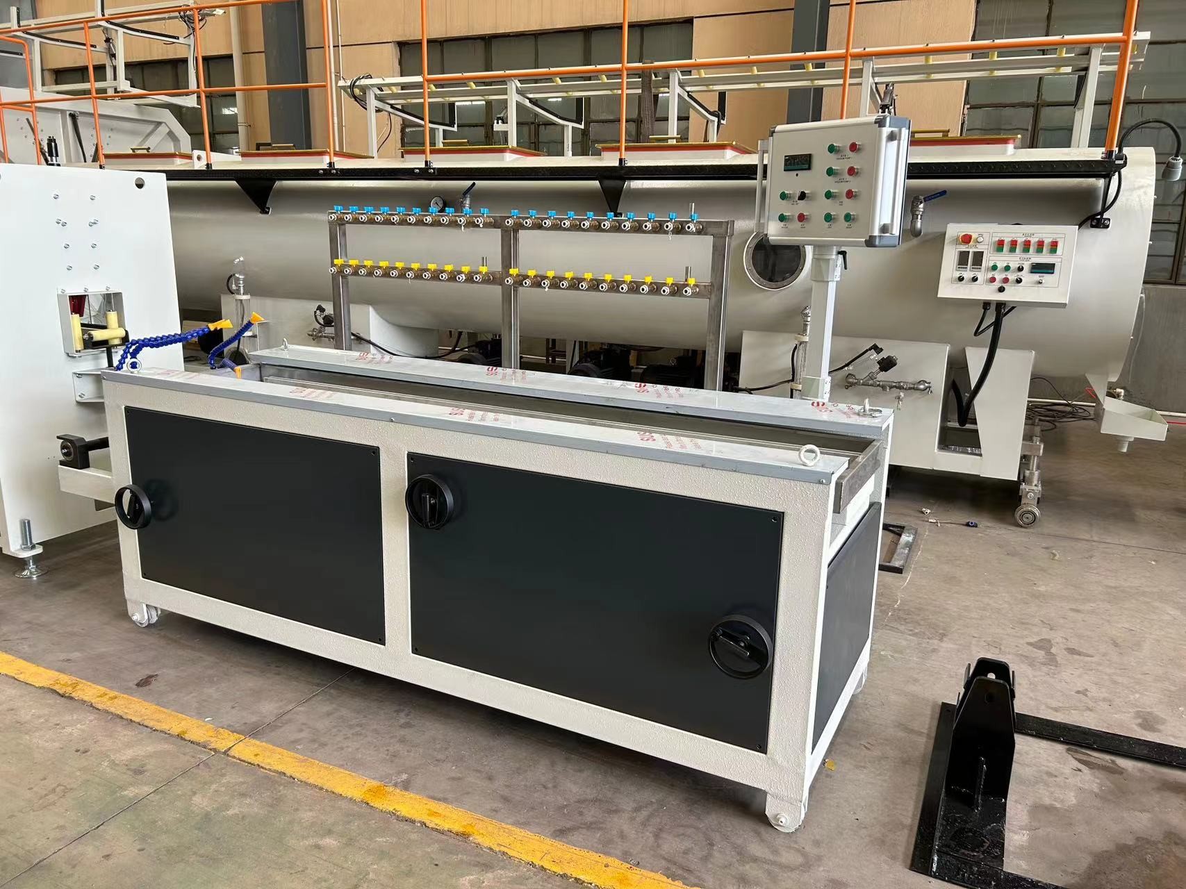 Retail PVC Tag Profile Making Machine With Customizable Screw Design Twin Screw And Barrel