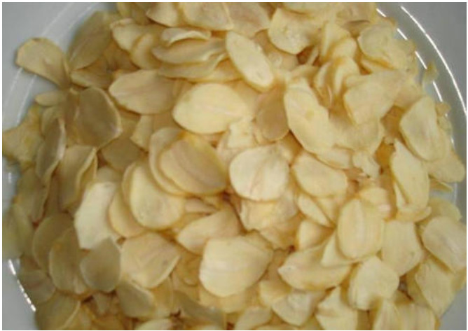 Yellowish Natural Delicious Fried Garlic Flakes
