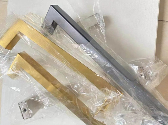 Brushed Chrome Silver Stainless Steel 201 Furniture Handle Pulls 224mm