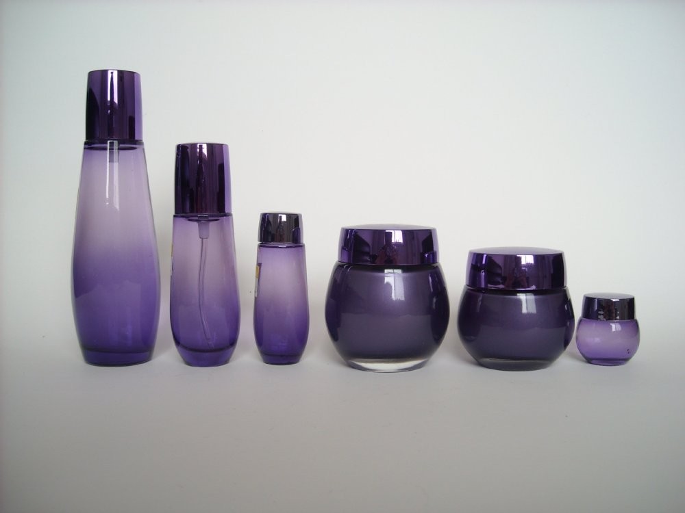 120ml 100ml Sprayed Cosmetic Packaging Empty Glass Bottle ISO