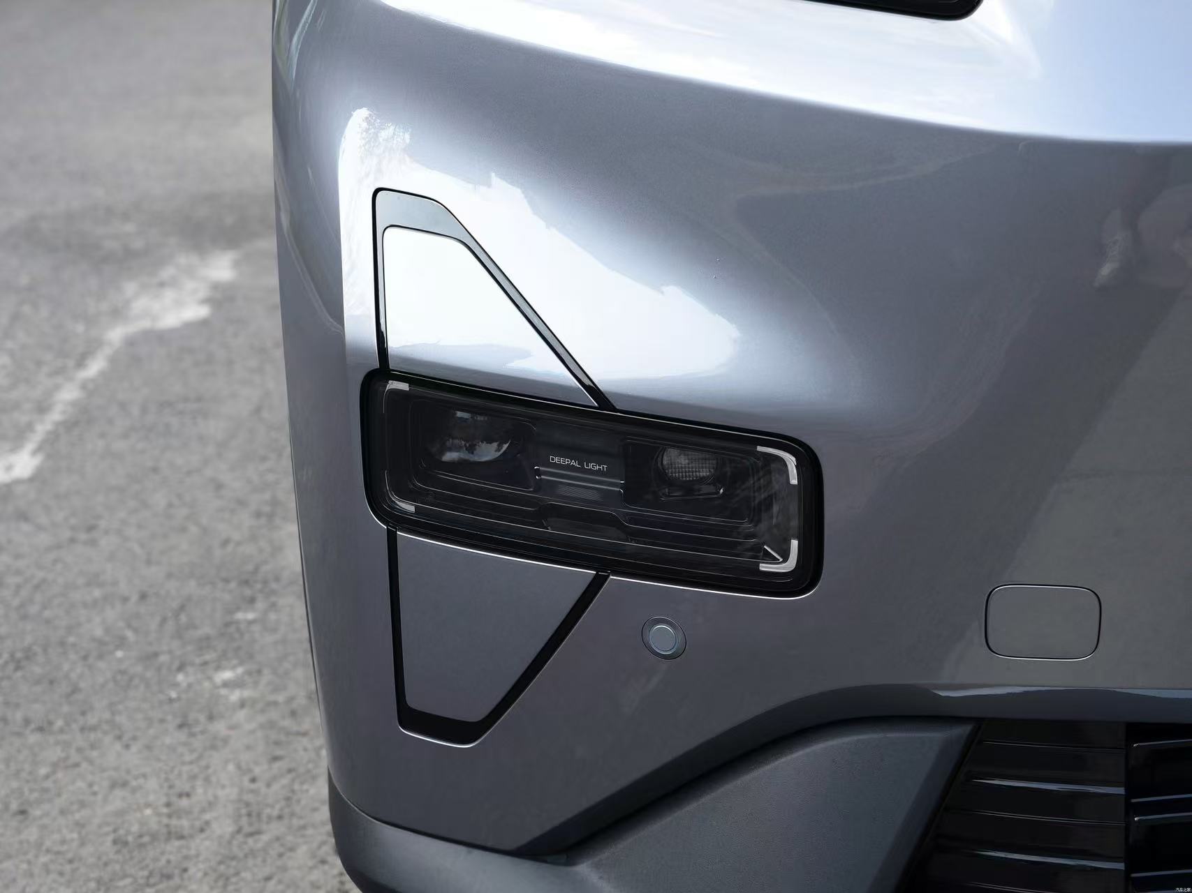 Deepal S05 Energy Vehicle Extended Range 200km Ultra High Speed SUV White.Black.Gray.Blue Body Structure 5-door 5-seater