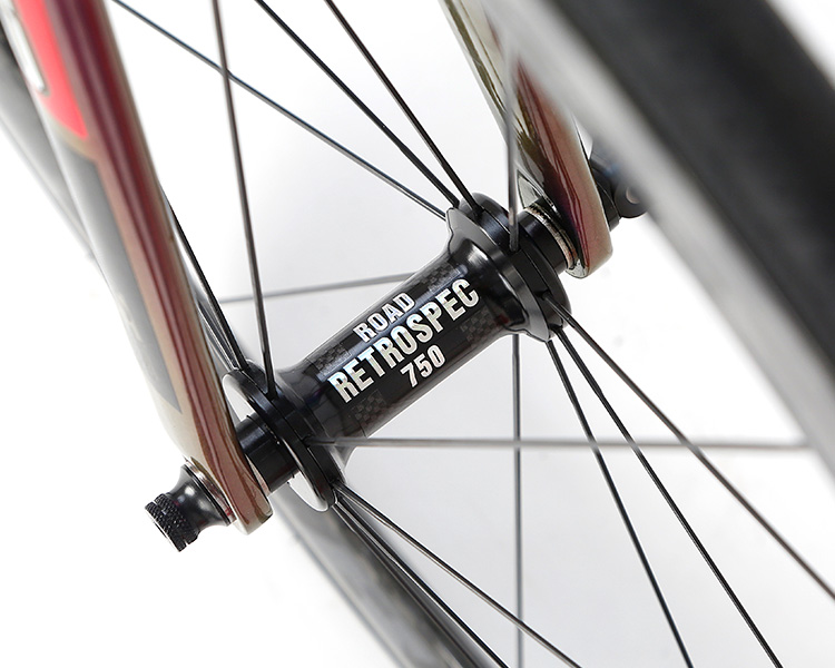 Top Notch Carbon Fiber Road Bike , Mens Carbon Road Bike 7.9kg Net Weight