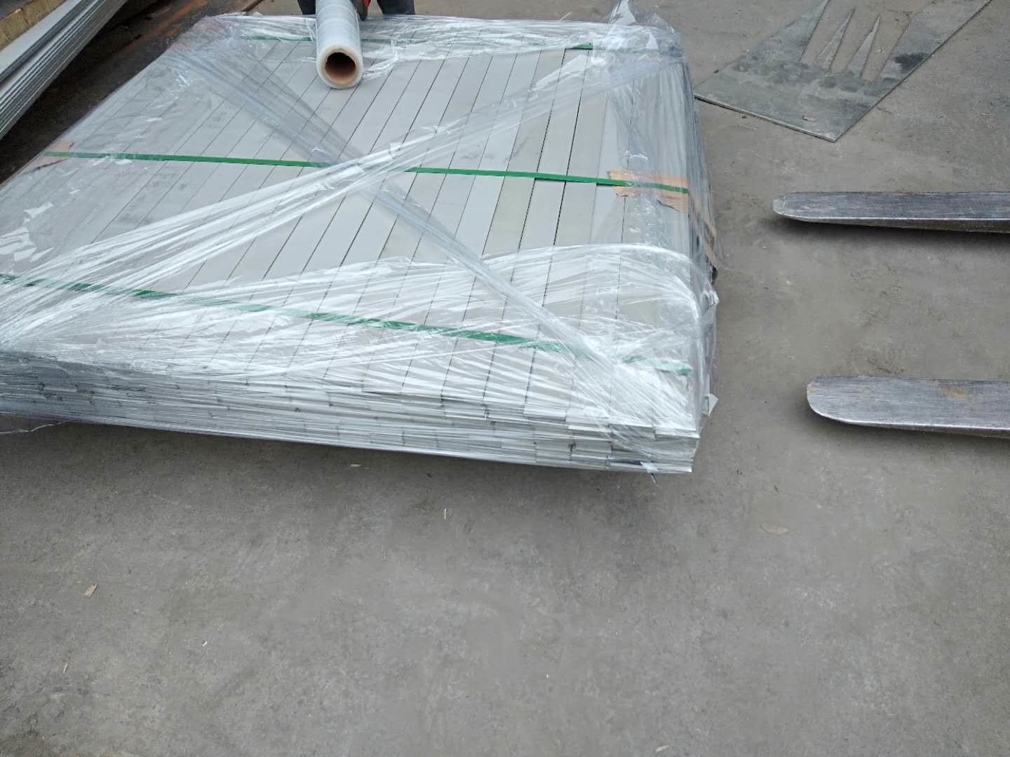 409L Stainless Steel Plate Stainless 409 ,Grade UNS40900 SUH409L Sheet 2D Finished