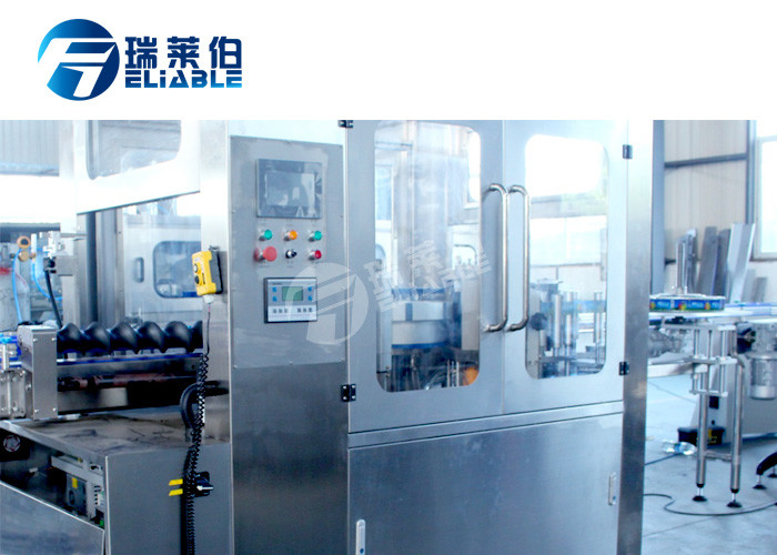 High Effiency Touch Screen Bottle Labeling Machine For Pure Water Plastic Bottles