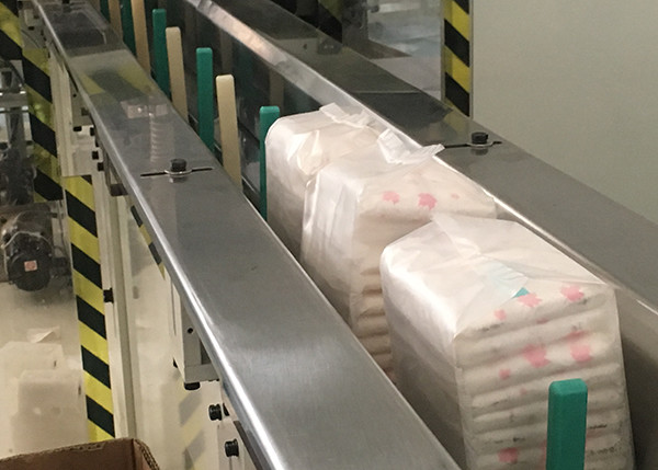 55BPM PLC Control Baby Diaper Panty Liner Packing Machine