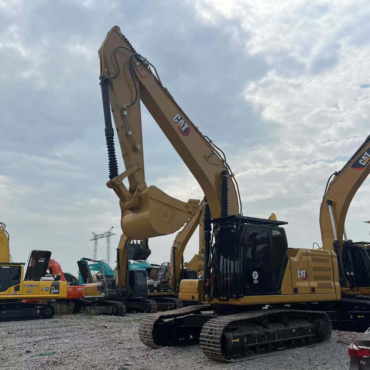 30 Ton Secondhand Excavator Cat 330 Heavy Imported Construction Digger