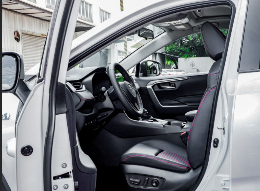 Toyota RAV4 2022 Dual Engine 2.5L E-CVT 4 WD Jingying Plus Version Compact SUV 5 Door 5 Seats