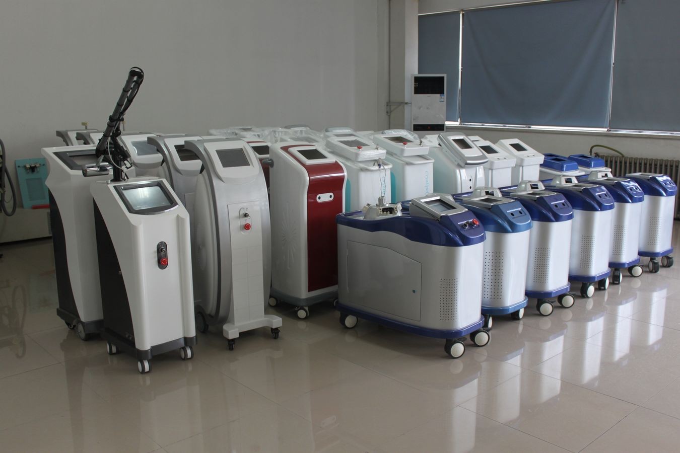Fractional RF Mcroneedle Machine / Stretch Marks Removal Device for skin care