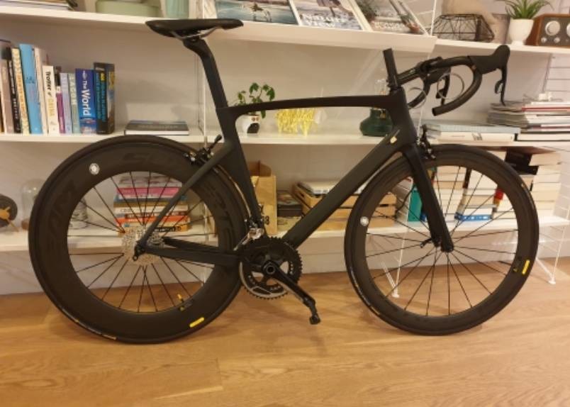 700C V Brake Carbon Road Bike 18Speed W/Shimano R3000 Groupset