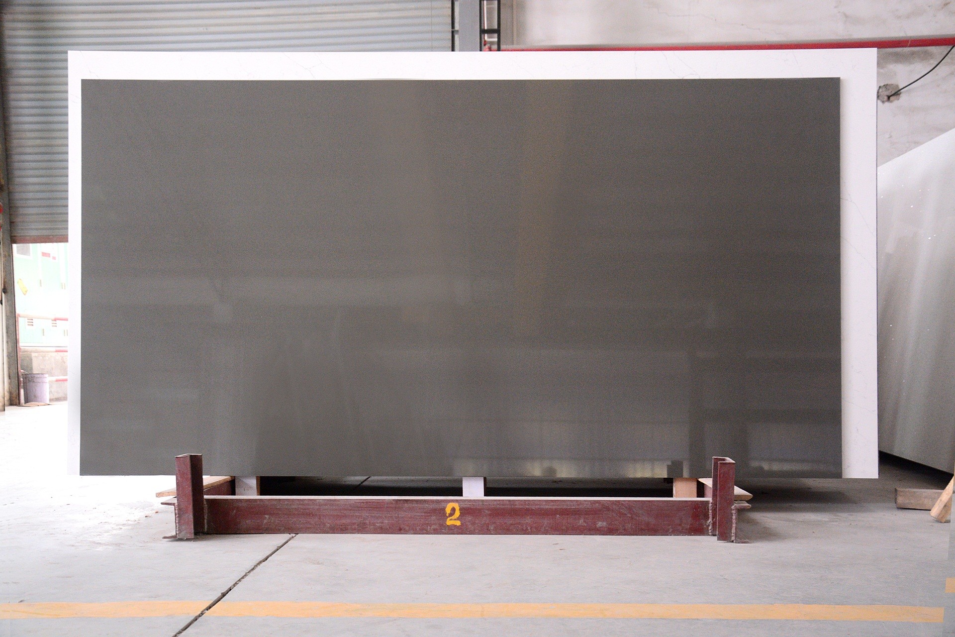 Glass Grey Anti Faded Engineered Quartz Stone Countertop Polished Surfaces Finished