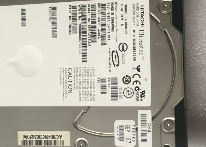 3272219-E AGF300S1 Hitachi Hard Disk 300G 10K 4GB FC DKS2D-J300FC HDD