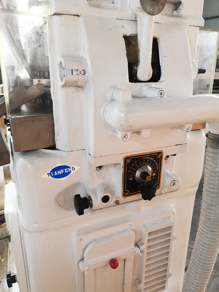 12mm Size Herb Candy Pharmaceutical Tablet Press for chemical industry