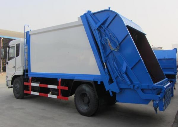 Quality SINOTRUK HOWO Compressed Garbage Collection Truck 5-6CBM LHD 4X2 ZZ1087D3415C180 for sale
