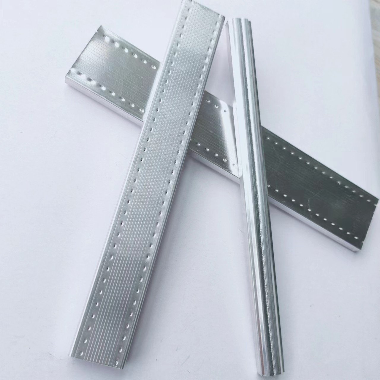 Seamless Welded Line Alumunum Spacer Bars For Doors And Windows