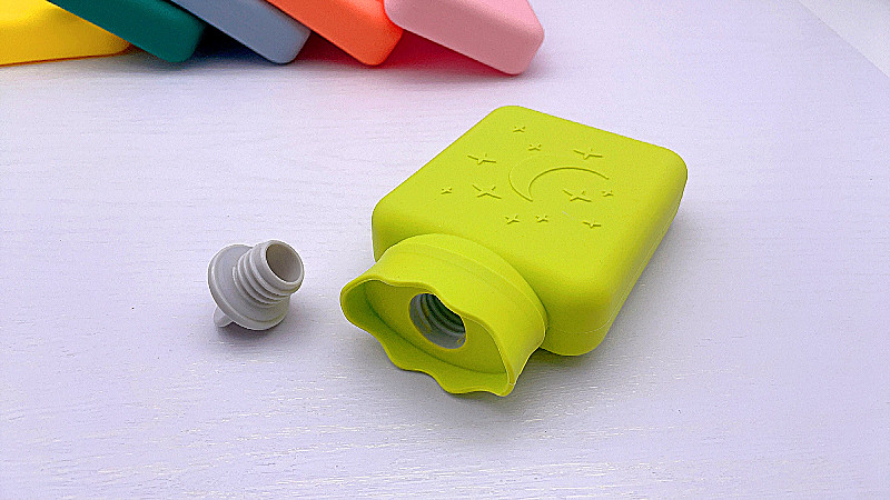 2 Liter Silicone Hot Water Bottle With Screw Cap Silicone Hot Water Bag