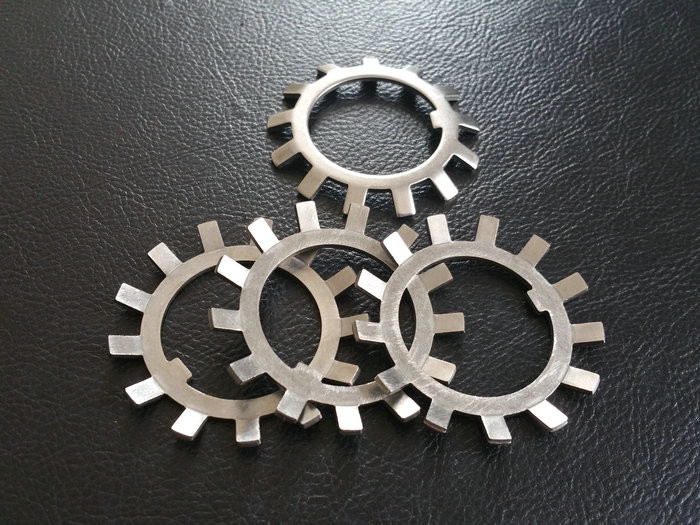 SS304 , SS316 Steel Lock Washer With External Teeth Serrated Natural Color