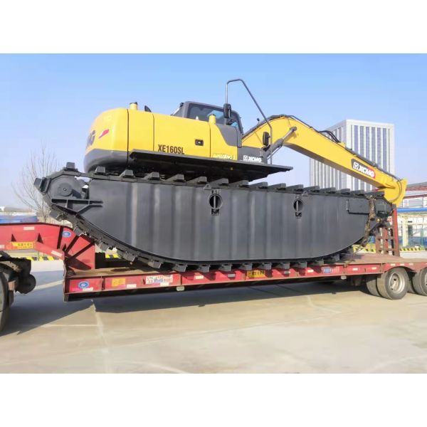 River Dredging Amphibious Dredger Multifunctional 9*4*3.5 Dimension