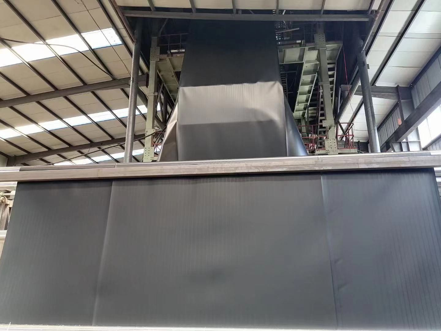 Waterproof Membrane for Ponds Textured HDPE Geomembrane Black Sheet 0.1-3.0 Thickness