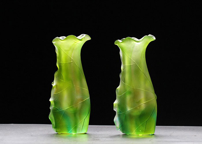Gradual Green Colored Home Decorations Crafts Glaze Vase Family Hall Usage