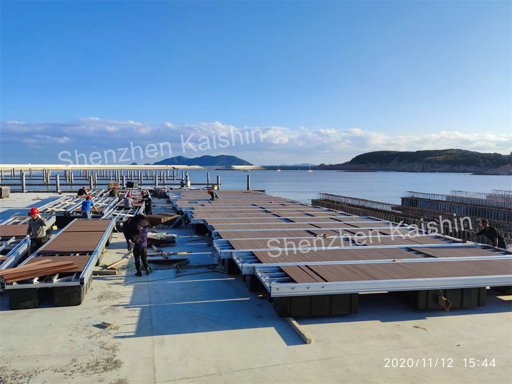 Low Maintenance Aluminum Floating Walkway Pontoon For Marina Yacht Boat Floating Dock