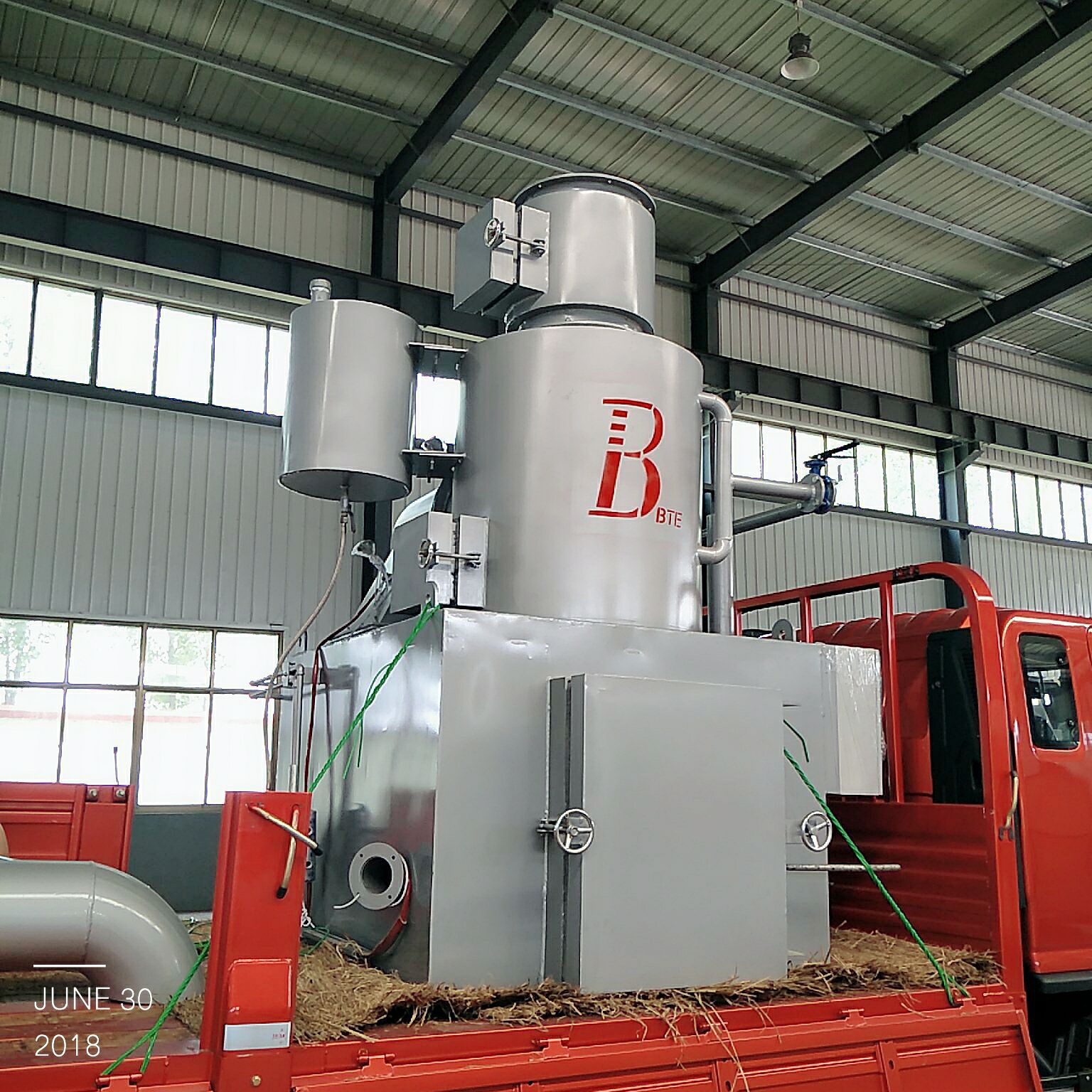 Multi-Capacity Industrial And Domestic Solid Waste Incinerators Full Automatic Operation