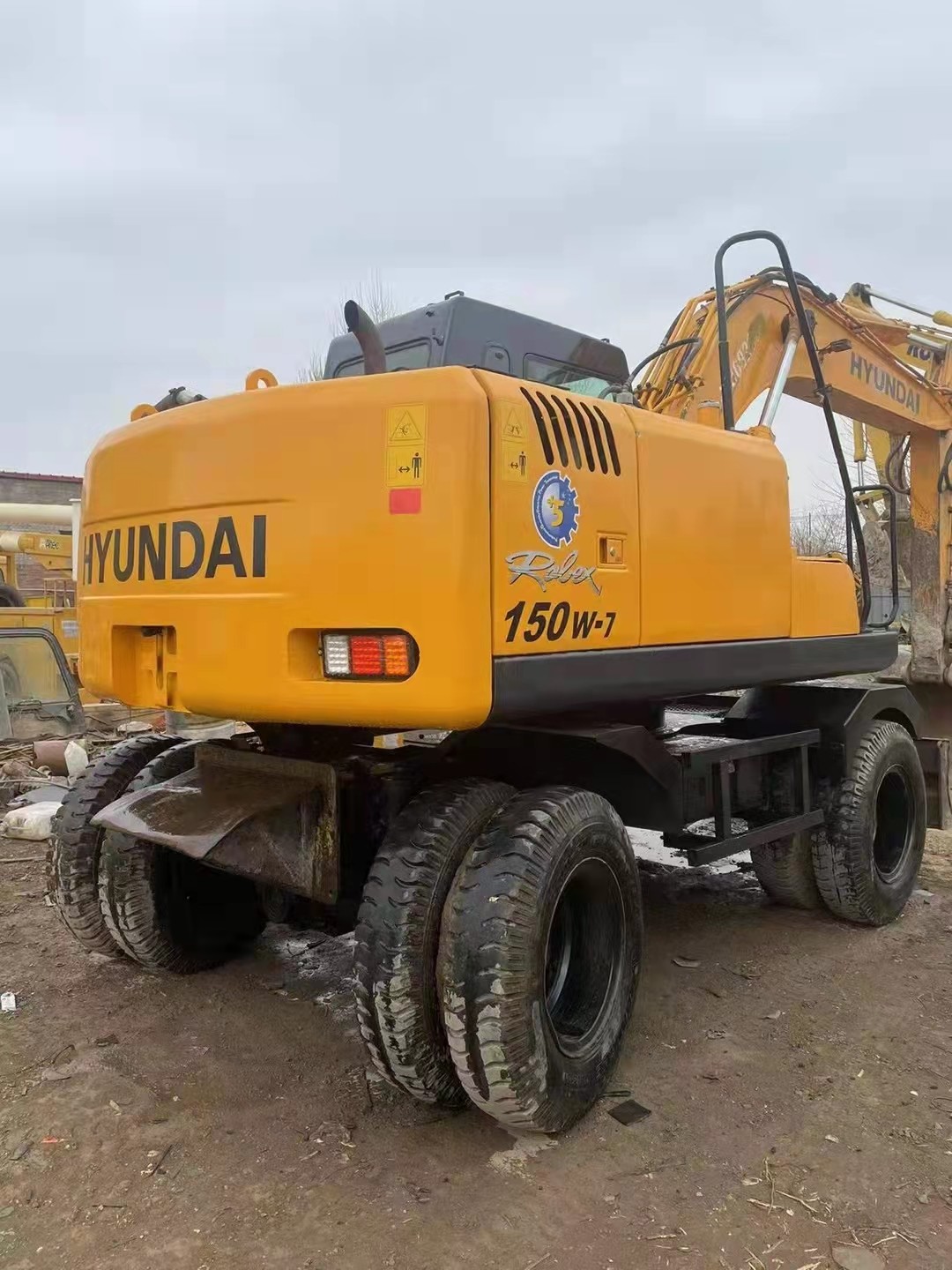 17.17 Ton Hyundai R150W-7 Used Wheel Excavator 4.5L Displacement