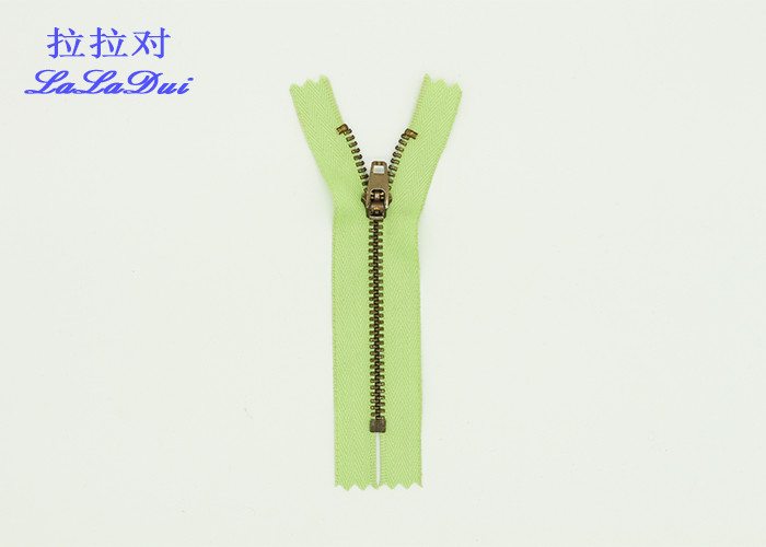 Automatic High End Metal Teeth Zipper Semi Slide Delicate Ykk Teeth Brown / Black Tape
