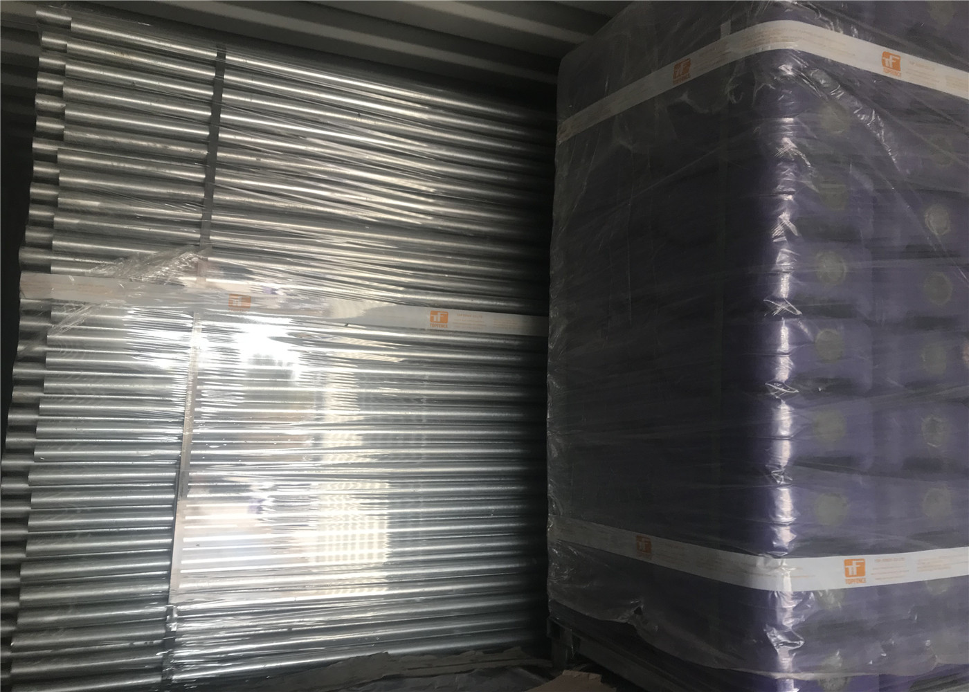 Hot-dipped portable 2.4m x2.1m temporary moveable safety fence Australia Market