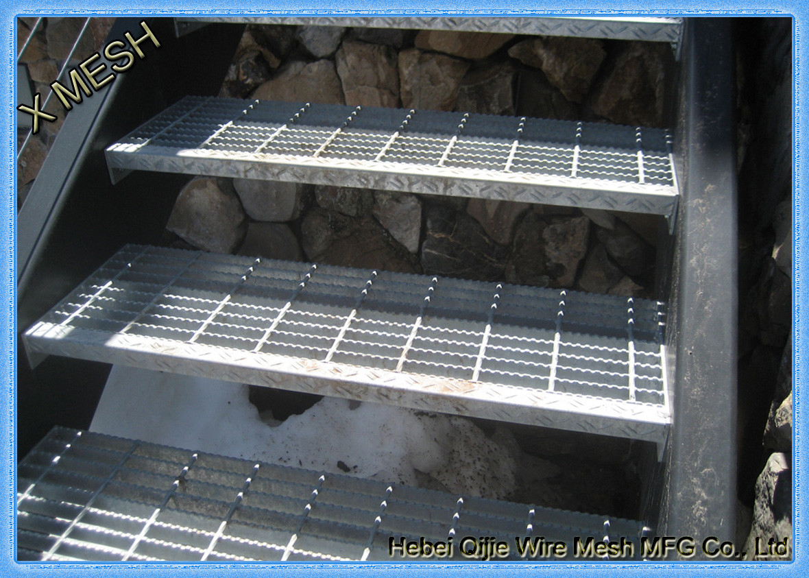 Mild Steel Grating Stair- STG003
