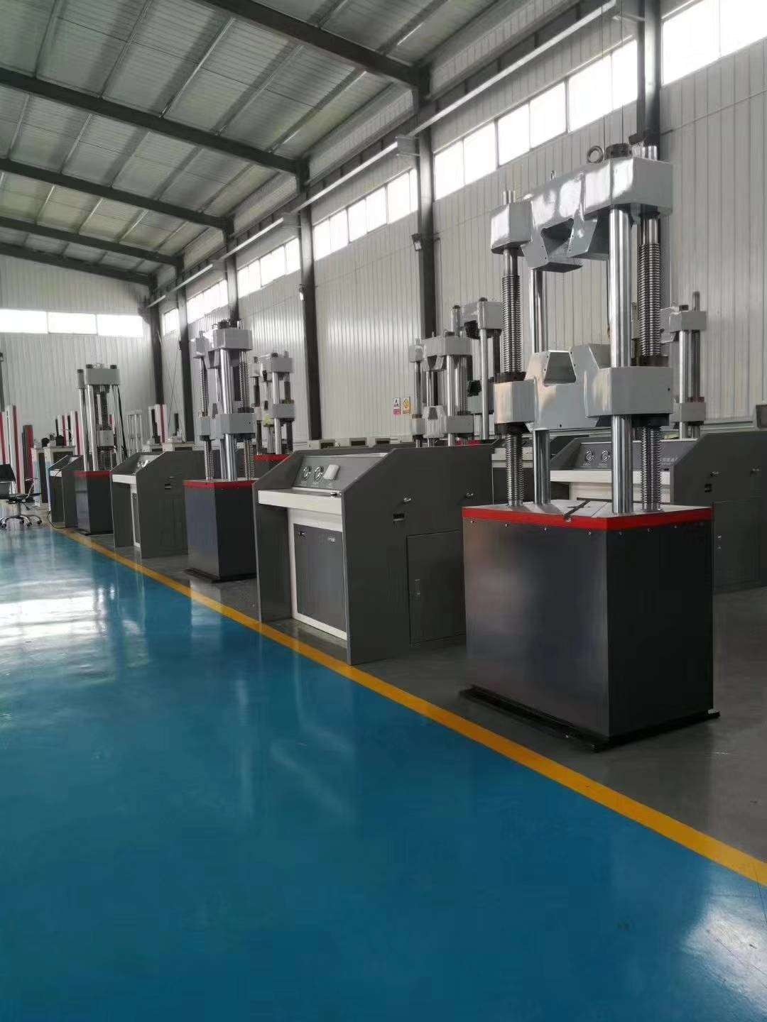 200KN Microcomputer Controlled Electronic Universal Testing Machine With 0.5 Precision Level
