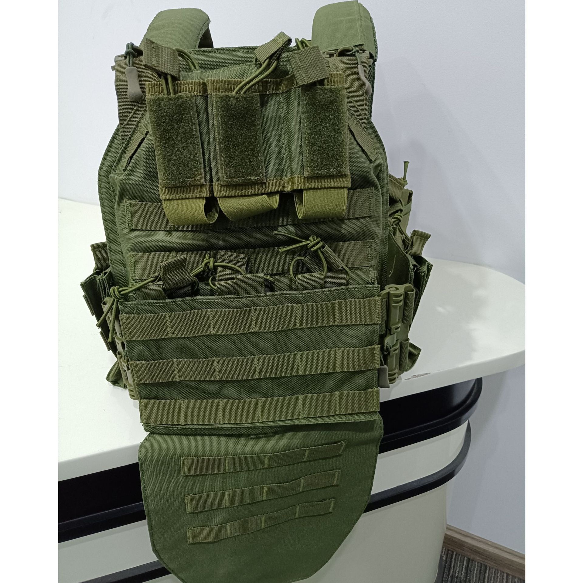 Combat Tactical Vest Military-Grade Protection for Military and Law Enforcement