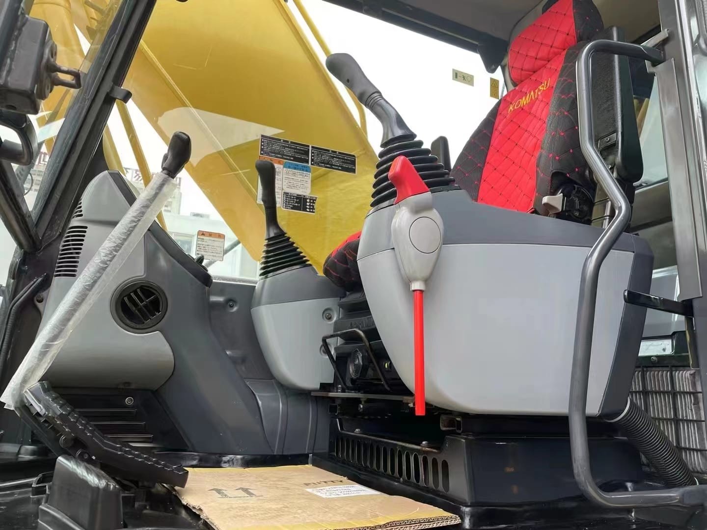 PC220-8 Used Komatsu Excavator 2020 Year 2021 Year Nearly New