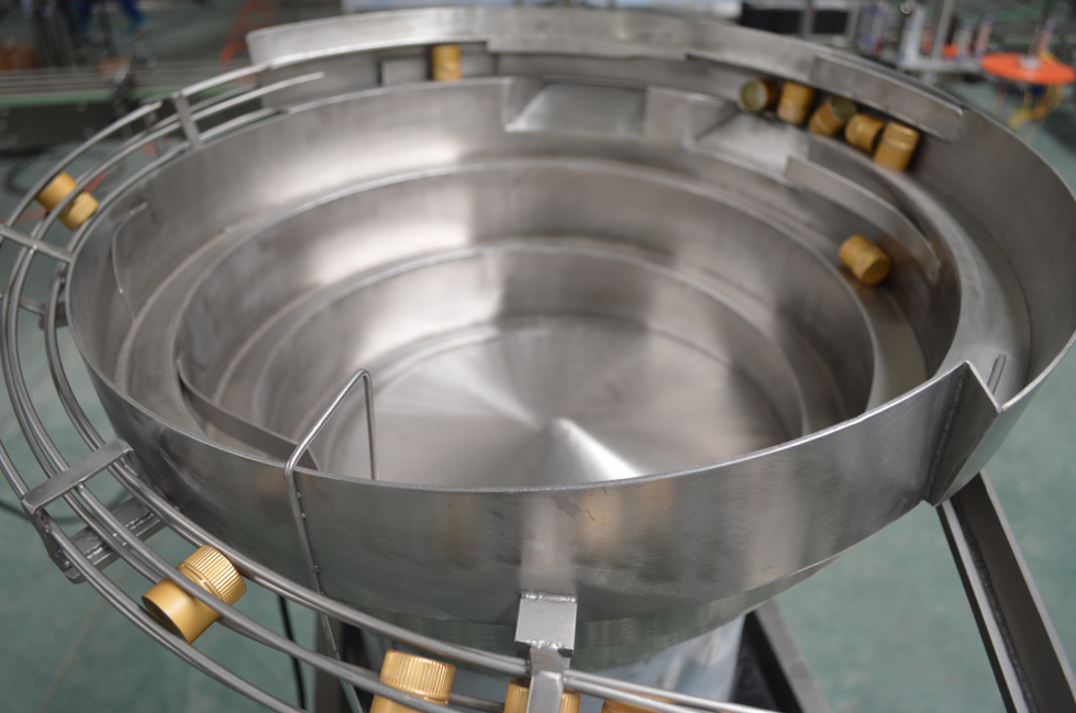 Plastic Bottle/Tube Capping Feeding Sorter with Retail Plastic Lids Sorting Vibrator