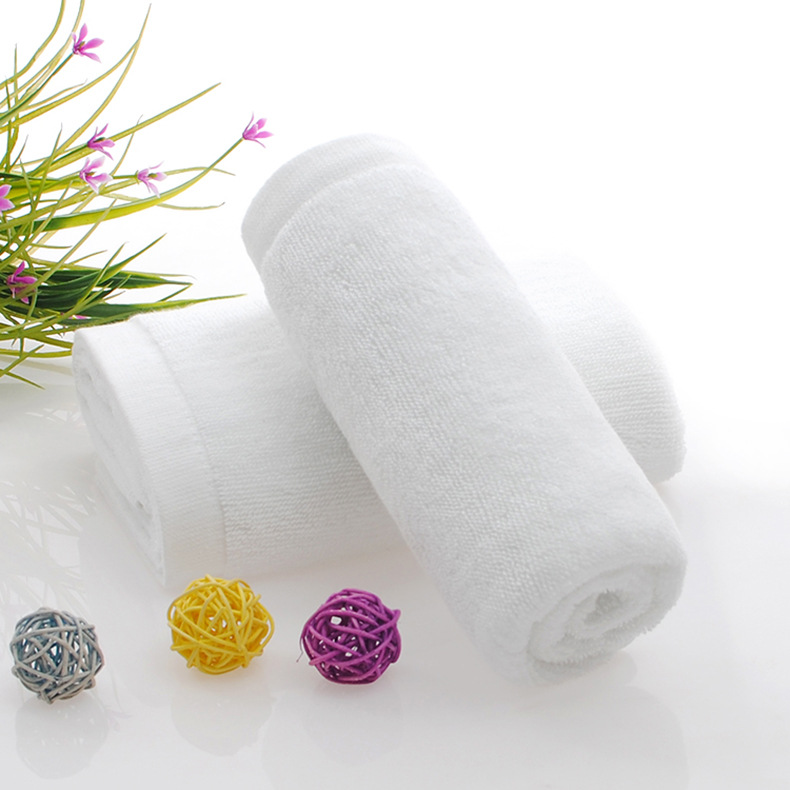 Customized Logo Thickened Platinum Satin Towels for Popular Style Beauty Salon and Beyond