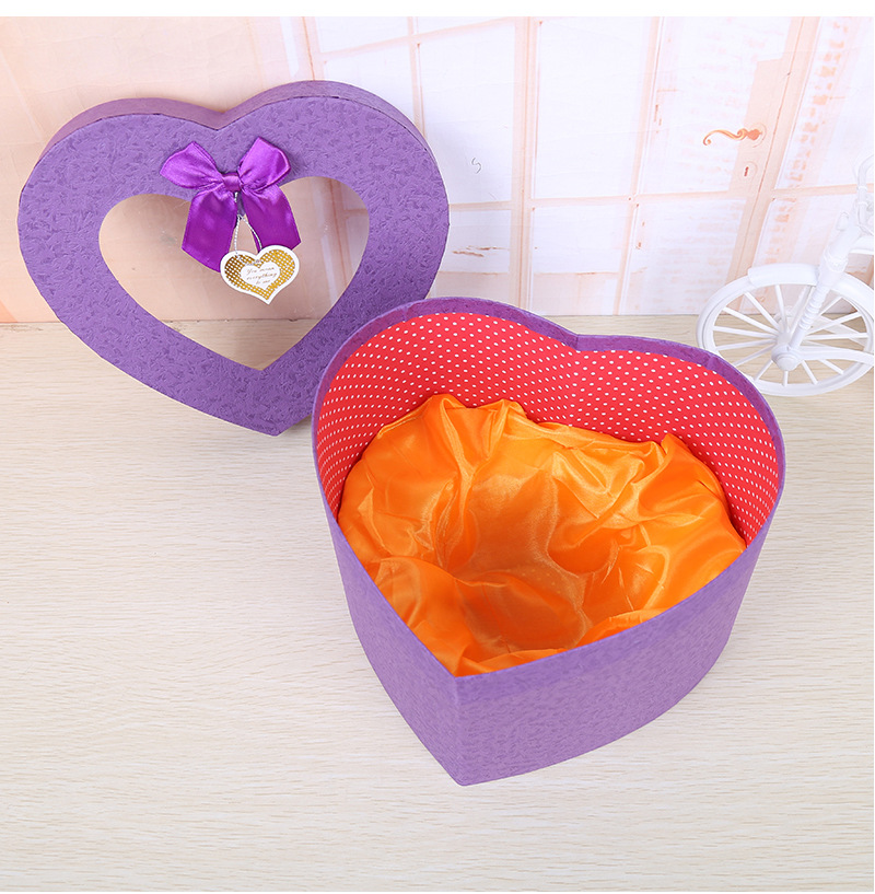 Customized Heart-Shaped Flower Gift Box Packaging with Rigid Box and Matt Lamination