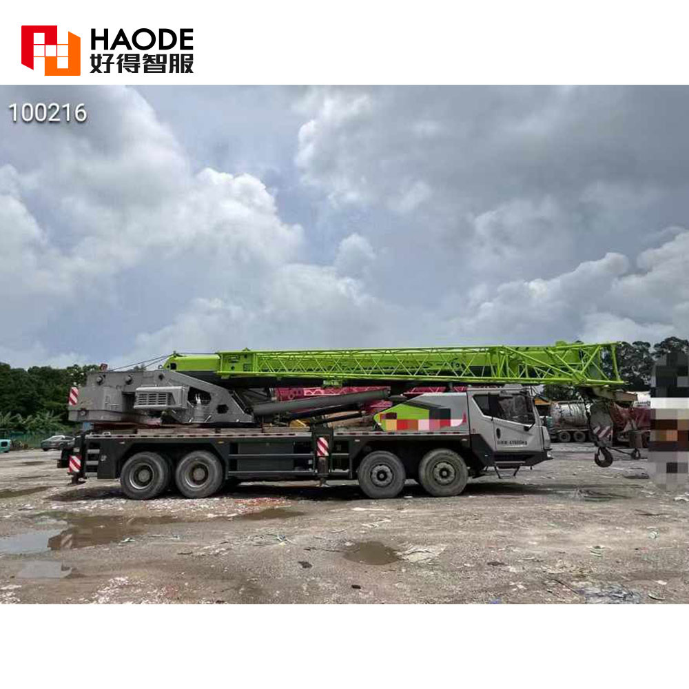 55 Ton Zoomlion Hydraulic Telescopic Boom Small ZTC550H Mobile Truck Crane Made In China