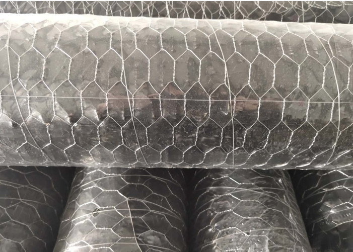Hot sale chicken cage coop fence wire mesh rolls hexagonal wire mesh rabbit cage chicken fence