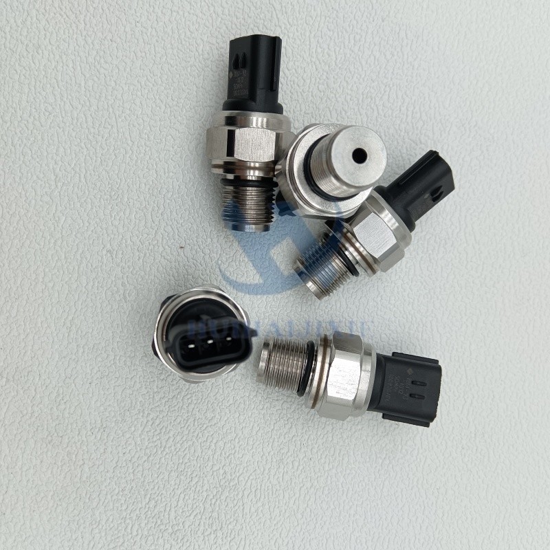 Pressure Sensor 7861-93-1810 7861-93-1811 7861-93-1812 for PC200-8 PC300-8 PC350-8