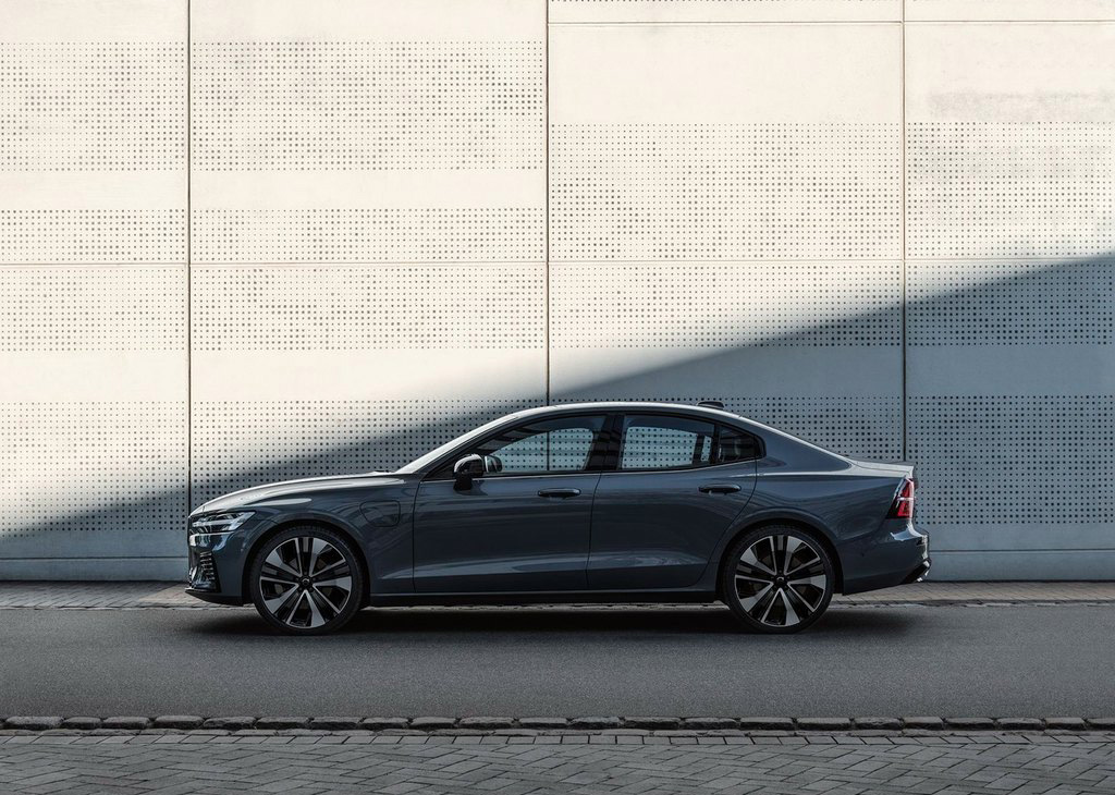 Four Wheel High Speed Electric Car T8 For Adults Volvo S60