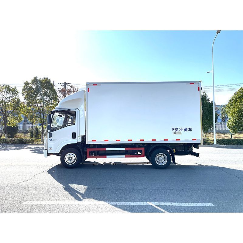 Refrigerated Cold Room Van Truck Refrigerator Box Truck Frozen Transportation