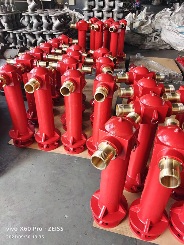 Pillar Vertical Fire Hydrant Ductile Iron For Municipal Construction