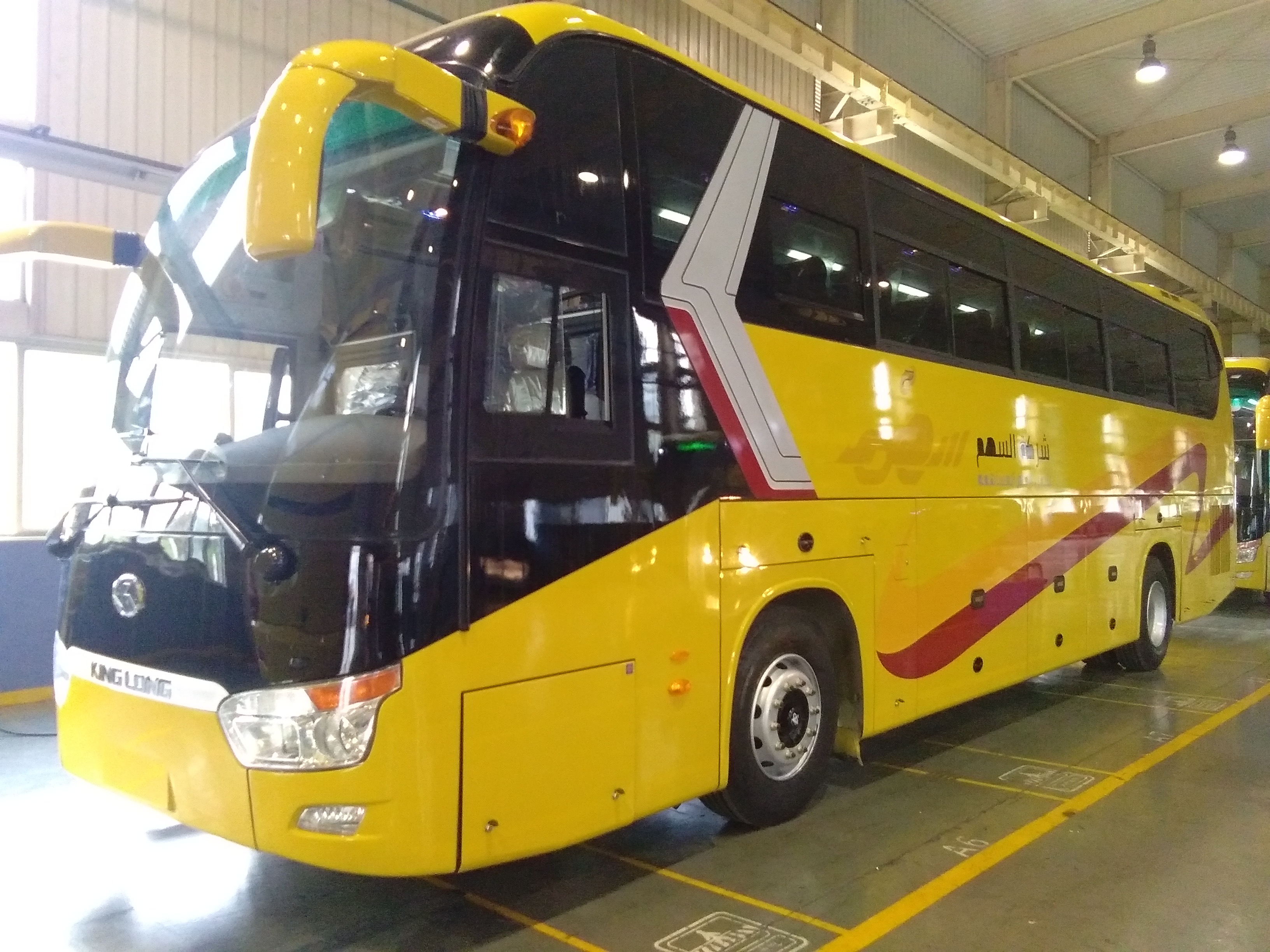 Stylish 51 Seats King Long Bus with Euro 3 Emission Standard and Manual Transmission