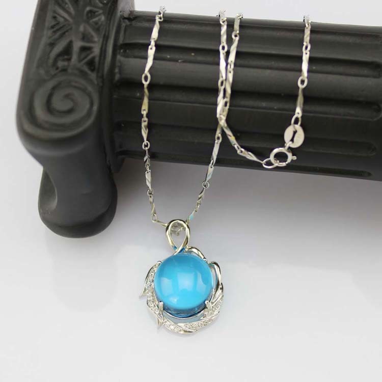Sterling Silver 14mmx16mm Oval Dome Blue Topaz Cubic Zircon Pendant (PSJ0430)