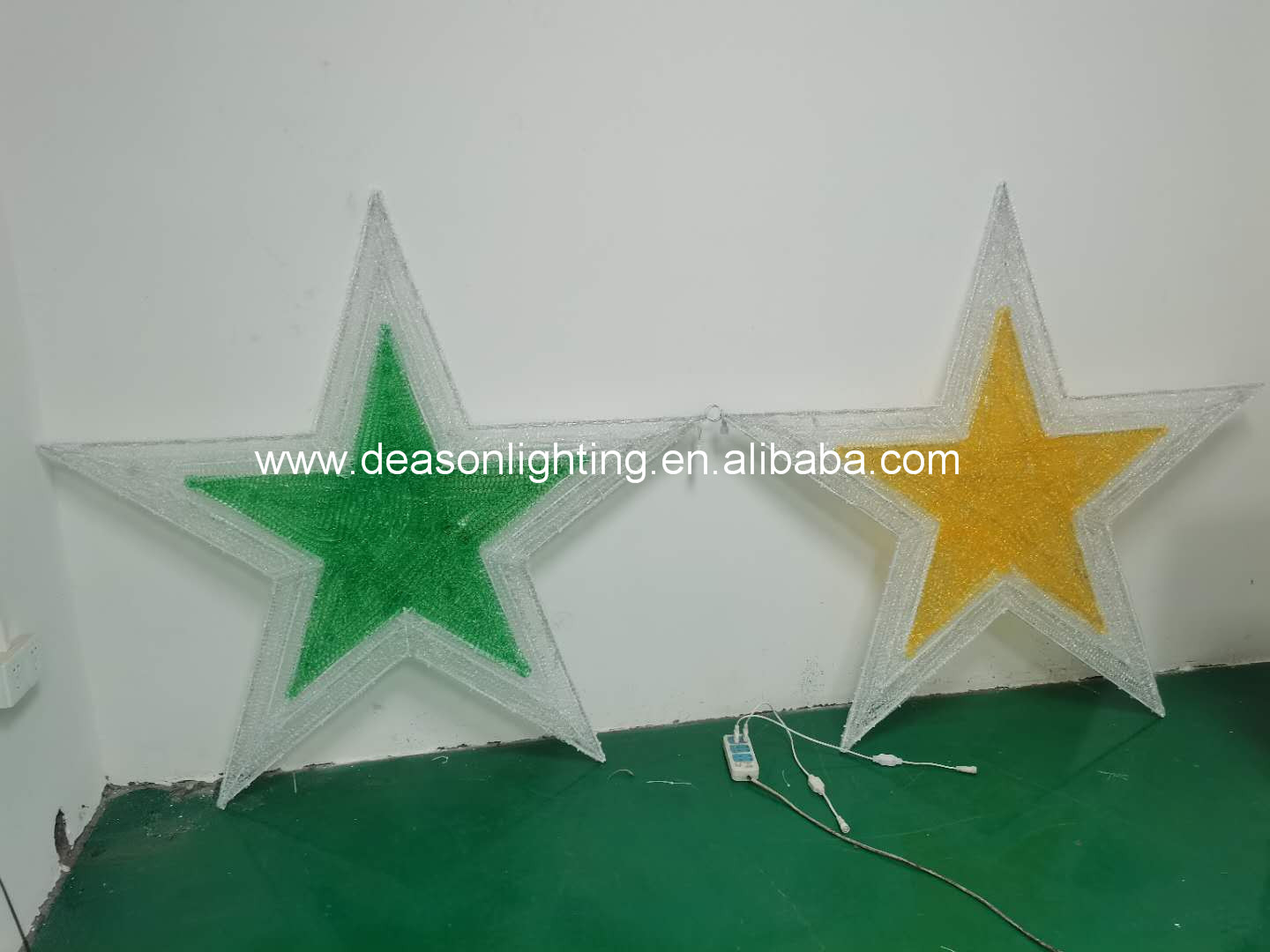 large outdoor christmas star light