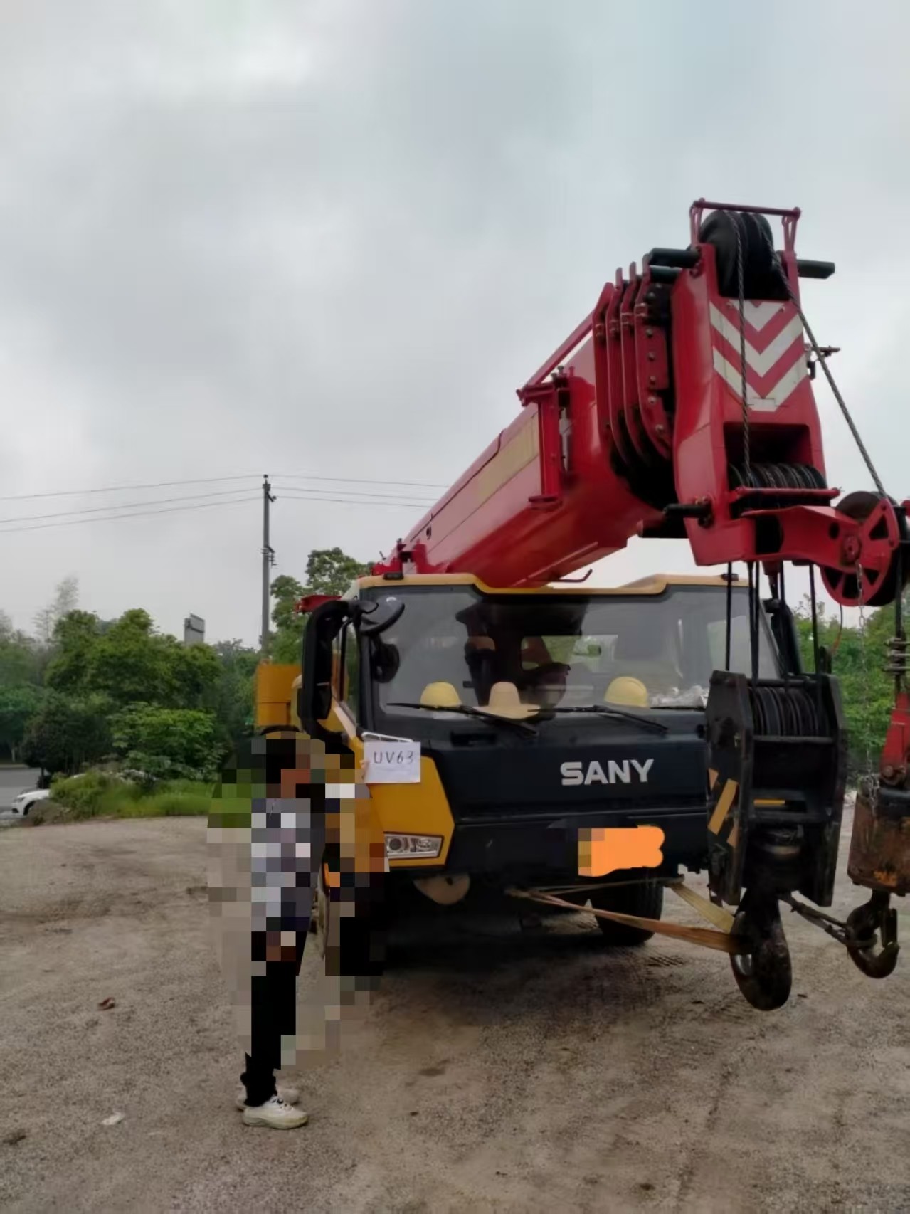 Yellow and Red Mobile Truck Crane For Sale 55 Tons Direct Source Max Working Height 45.5 Meters