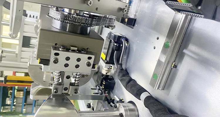 5-axis Control Stator Motor Winding Machine and Safe with Automatic Cut off Function