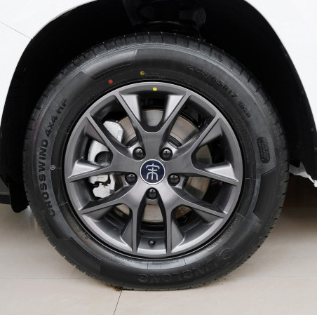 BYD Song 2021 Classic Edition 1.5T Manual Luxury Compact Suv 1.5T 160 Hp L4