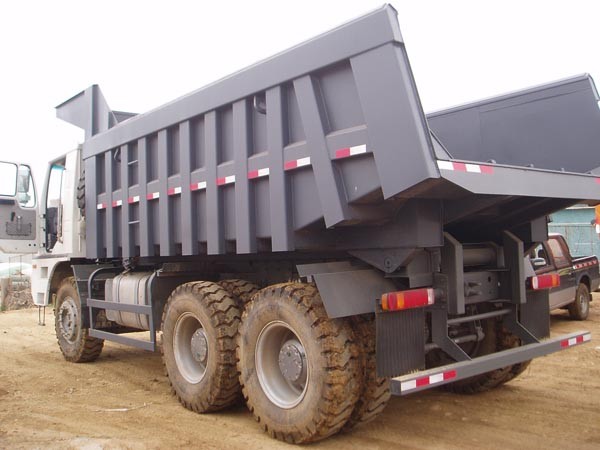 16m3 truck bucket volume dump truck 24 tons to transport sand or stone in tough road in africa